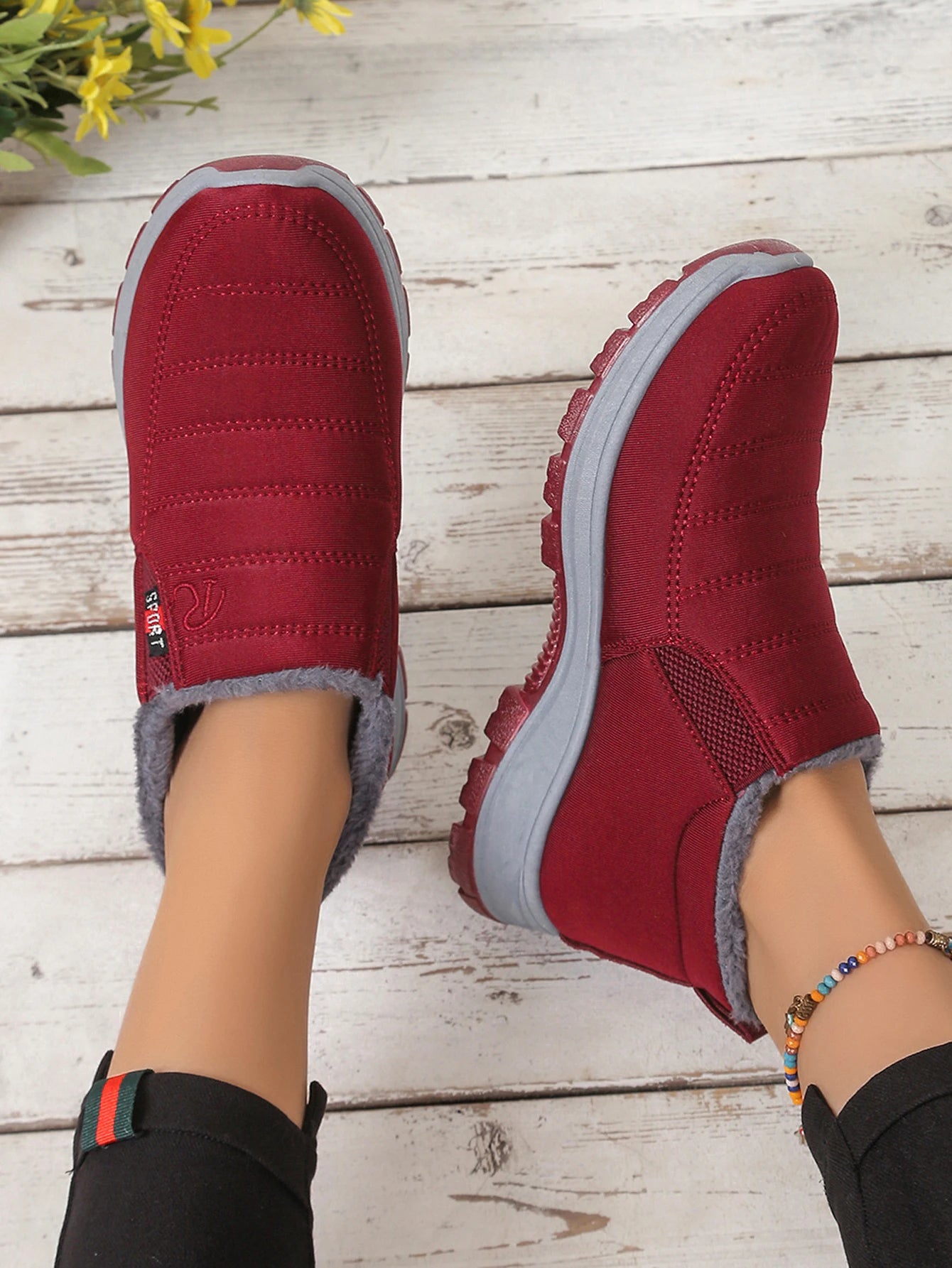Women's Fleece-Lined Winter Snow Boots – Warm Mid-Top Zip