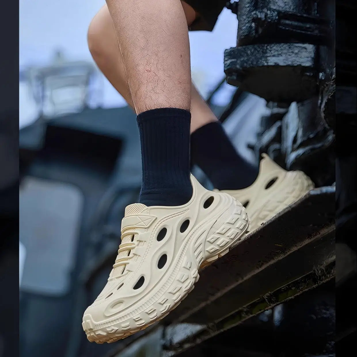 Men's Summer Clogs – Non-Slip Breathable Beach Shoes
