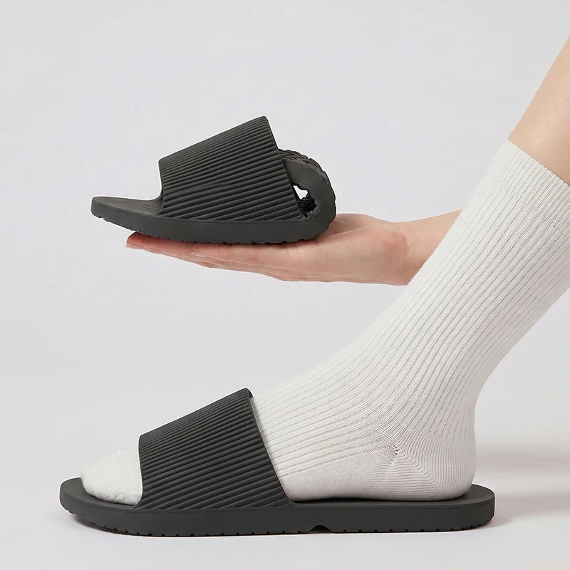 Foldable Travel Slippers – Lightweight EVA Non-Slip for Men & Women