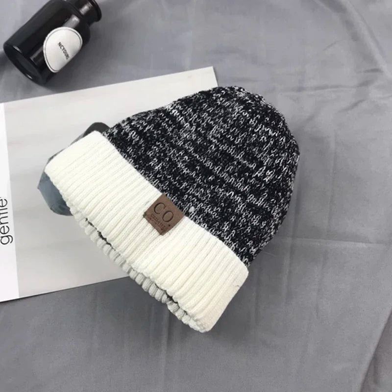 Fleece-Lined Knit Beanie Hat – Unisex Winter Skull Cap