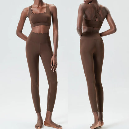 Women's 2-Piece Yoga Set – Scallop Sports Bra & High-Waist Leggings