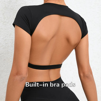Women's Crop Top Sports Shirt with Built-In Chest Pads