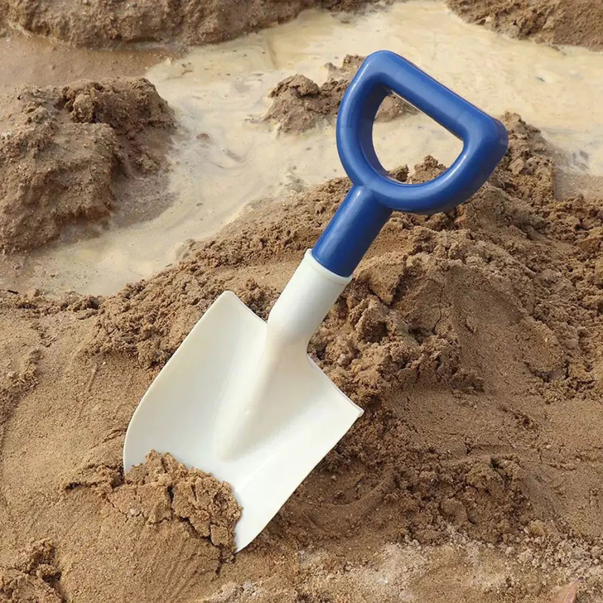 Kids Beach Sand Shovel & Folding Bucket – Outdoor Play Toy
