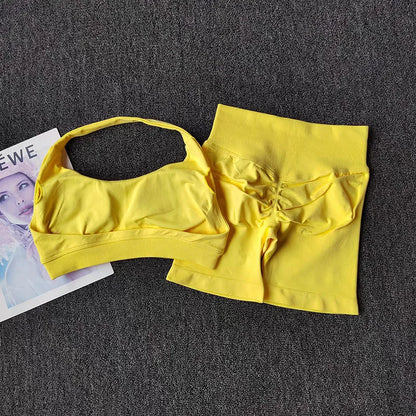 2-Piece Seamless Yoga Set – Women's Halter Sports Bra & Shorts