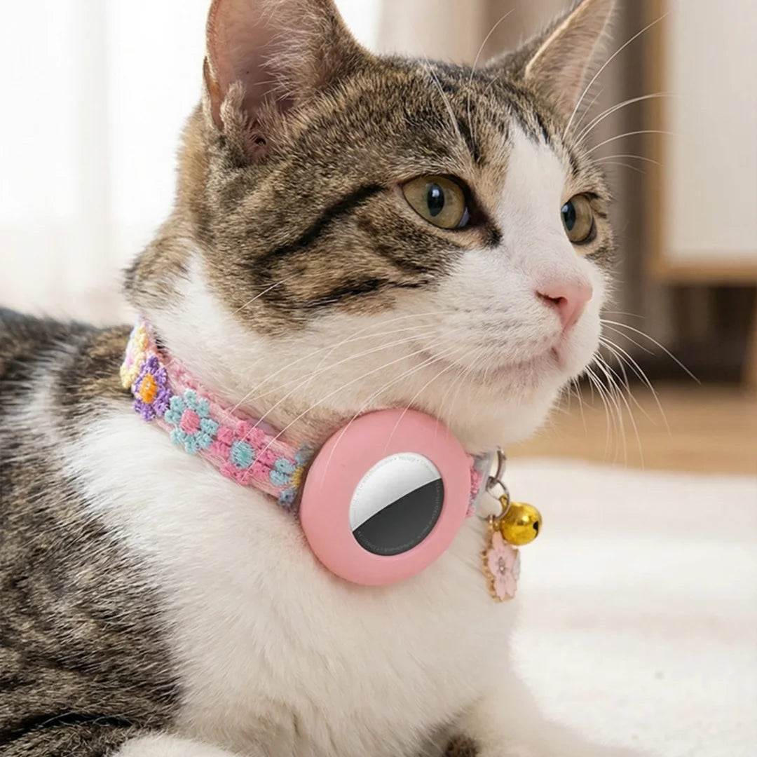 AirTag Cat Collar – Cute Flower Lace with Pendant & Bell