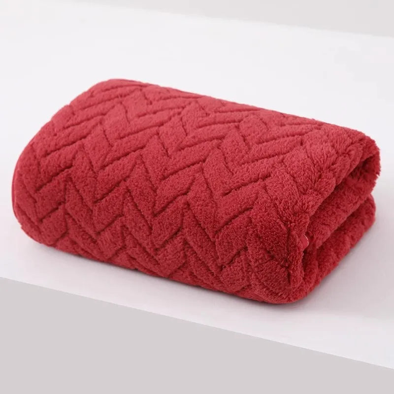 Thick Coral Velvet Bath Towel – Soft, Absorbent & Quick-Dry