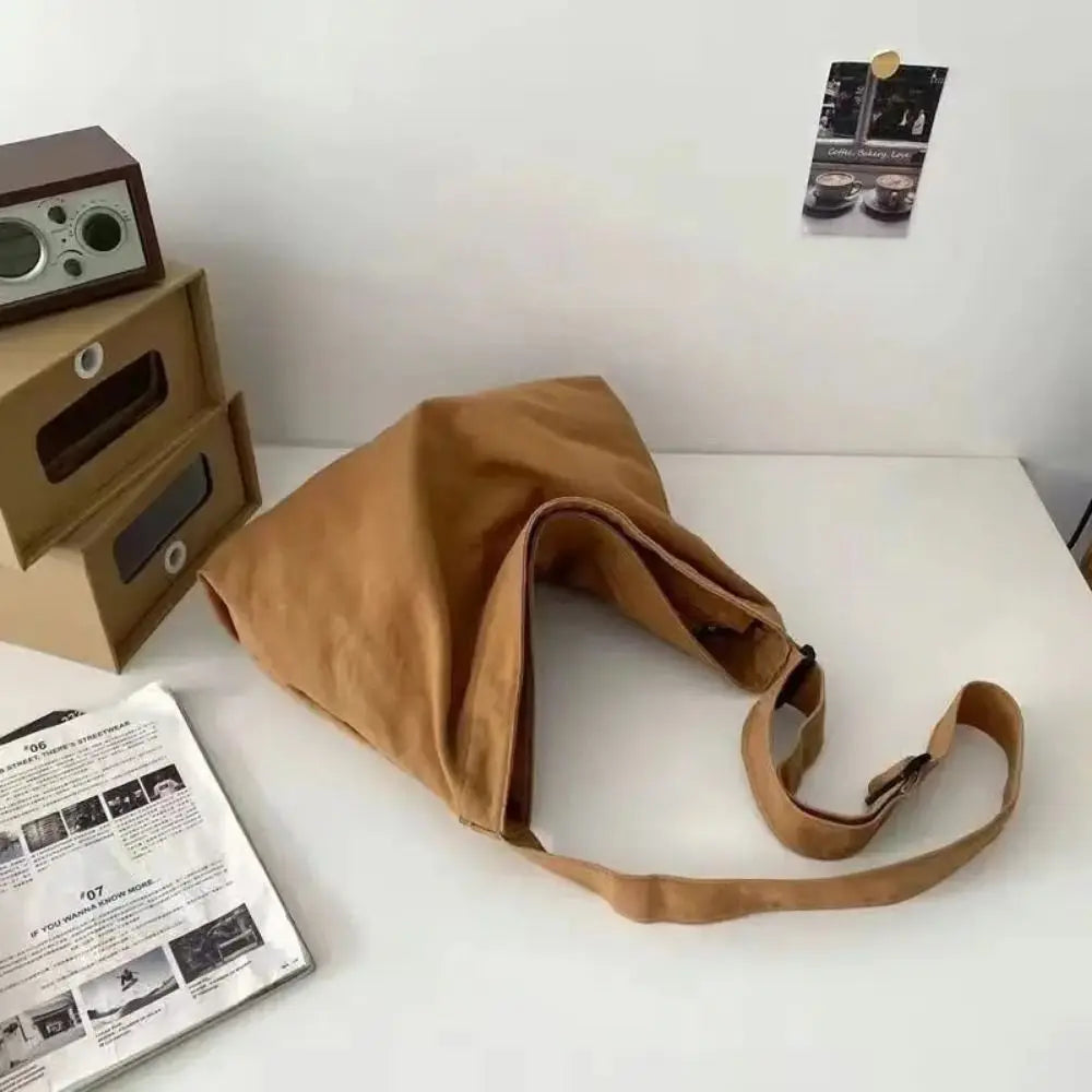 Large Capacity Retro Canvas Messenger Bag – Unisex