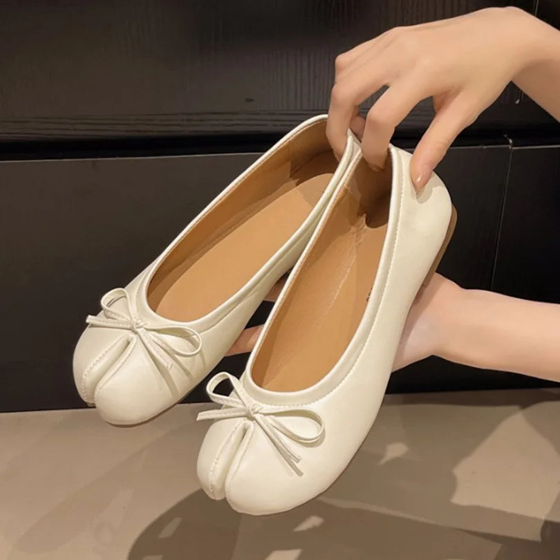 Split Toe Tabi Flat Loafers for Women – Soft Leather Mary Jane Flats