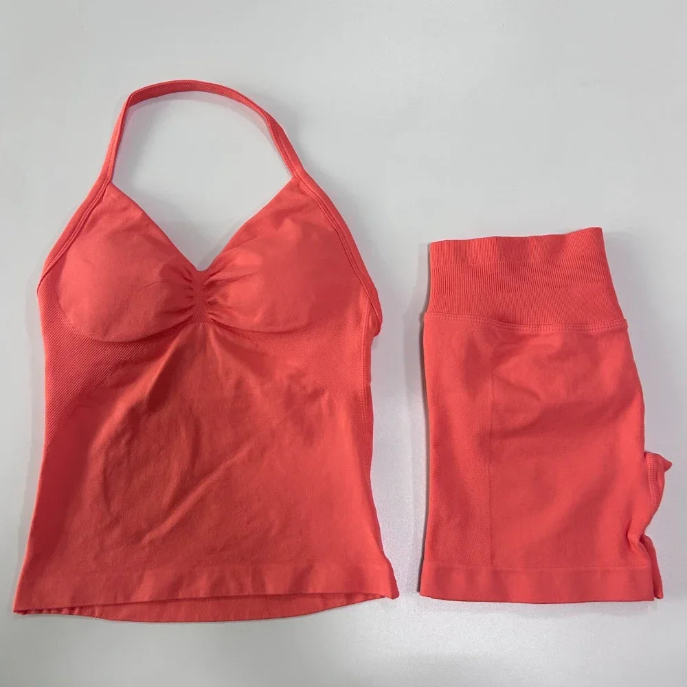 Women's 2-Piece Seamless Workout Set – Backless Tank Top & Scrunch Shorts