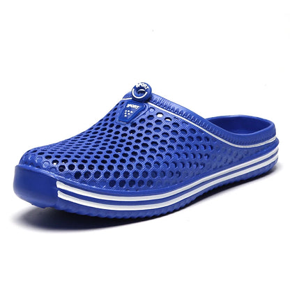 Hollow-Out Beach Clogs – Unisex Non-Slip Sandals Sizes 36–45