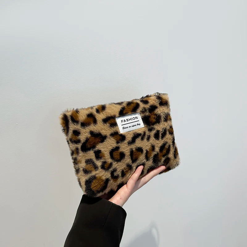 Leopard Print Plush Makeup Bag – Large Capacity Travel Cosmetic Pouch
