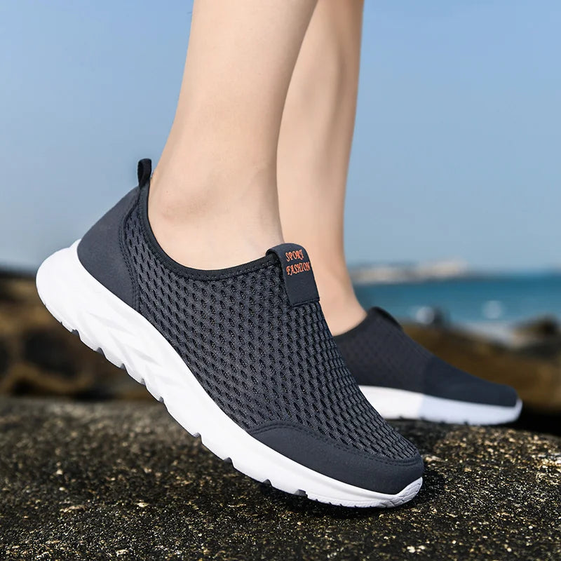 Lightweight Slip-On Mesh Sneakers – Breathable Summer Walking Shoes