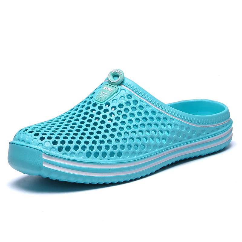 Hollow-Out Beach Clogs – Unisex Non-Slip Sandals Sizes 36–45