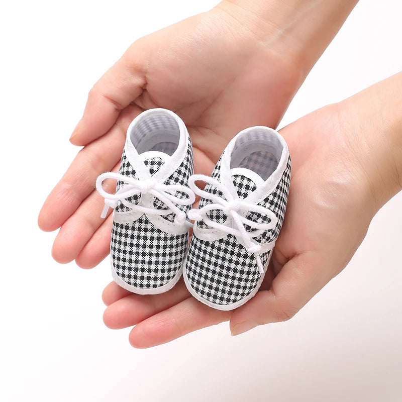 Baby Soft Sole Shoes – Newborn & Infant First Walker Crib Shoes