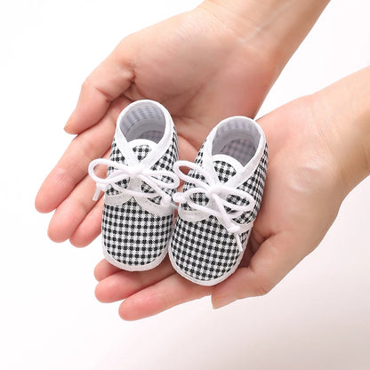 Baby Soft Sole Shoes – Newborn & Infant First Walker Crib Shoes