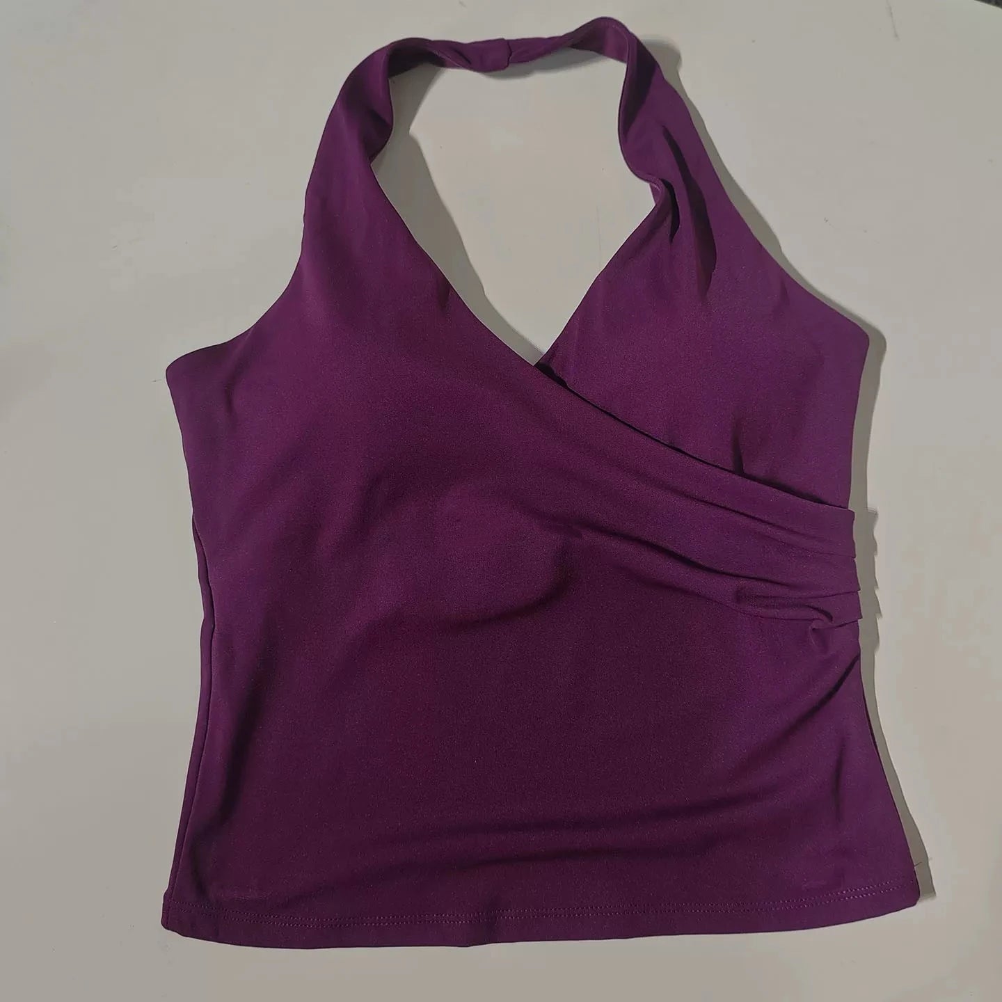 Women's Halter Neck Yoga Sports Bra – V-Neck Fitness Crop Top