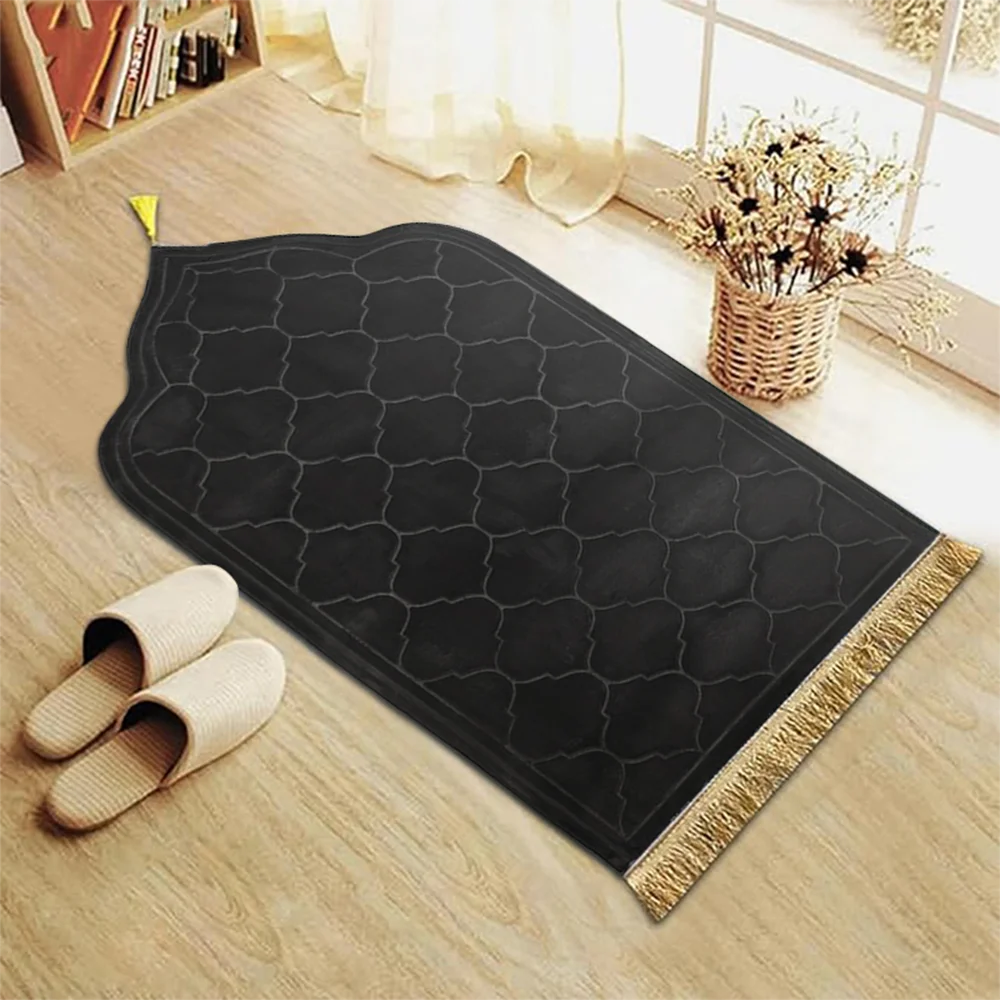 Islamic Prayer Rug with Tassels – Thick Soft Flannel, Anti-Slip