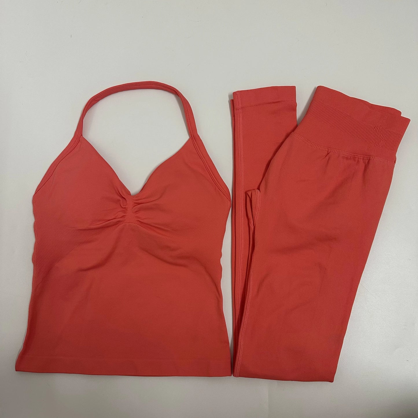 Women's 2-Piece Yoga Set – Backless Tank Top & Scrunch Leggings
