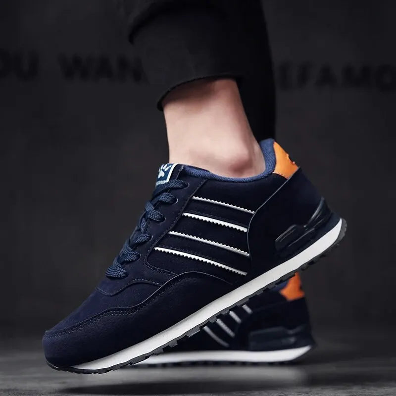 Men's Leather Casual Sneakers – Lightweight Lace-Up Retro Shoes