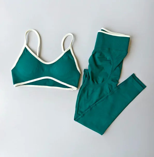 Seamless 2-Piece Yoga Set for Women – Sports Bra & High Waist Leggings