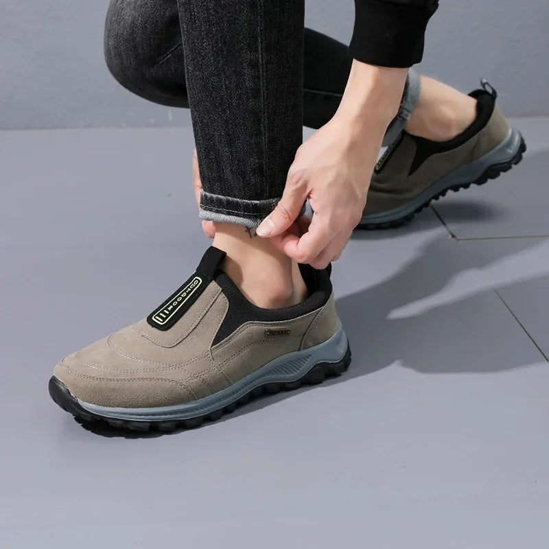Men's Slip-On Outdoor Sneakers – Lightweight Anti-Slip Running Shoes