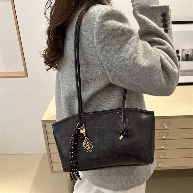 Large Capacity Tote Bag – Retro Leather Shoulder Handbag with Charm Pendant