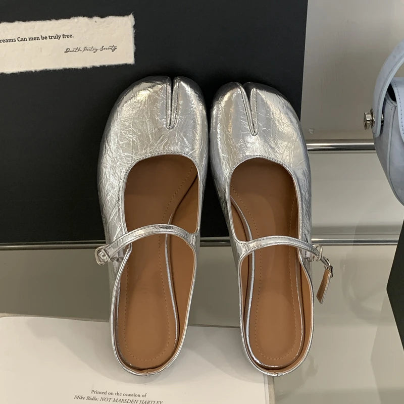 Split Toe Mary Jane Flats – Women's Soft Leather Tabi Shoes