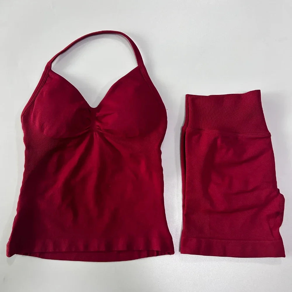 Women's 2-Piece Seamless Workout Set – Backless Tank Top & Scrunch Shorts
