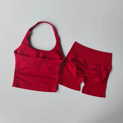 Seamless 2-Piece Gym Set – Women's Halter Sports Bra & Scrunch Shorts