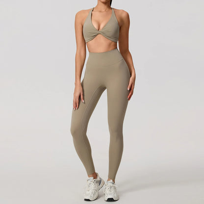 Women's 2-Piece Yoga Set – Long Sleeve Crop Top & Shorts