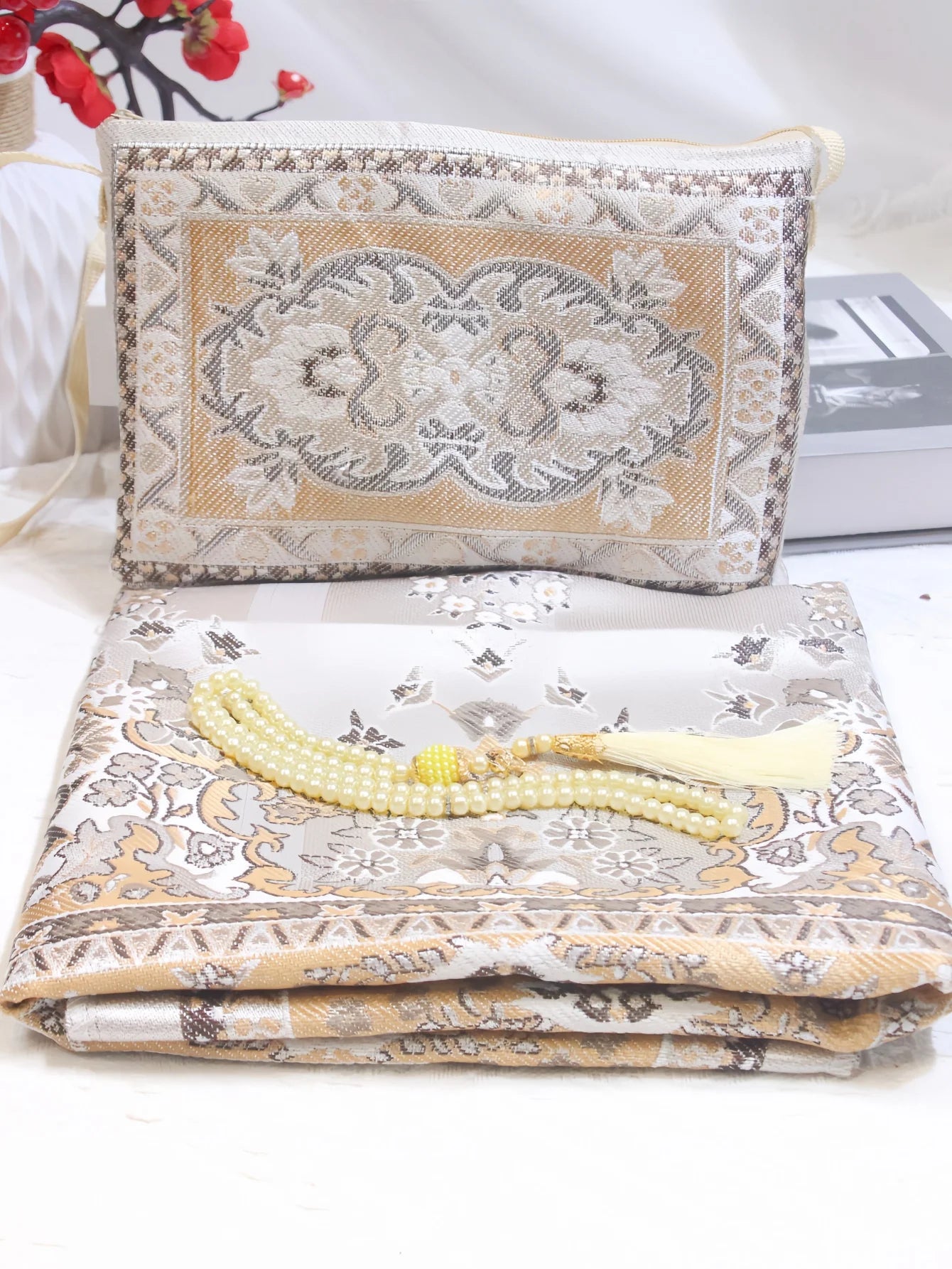 Muslim Prayer Rug Gift Set with Beads & Portable Bag