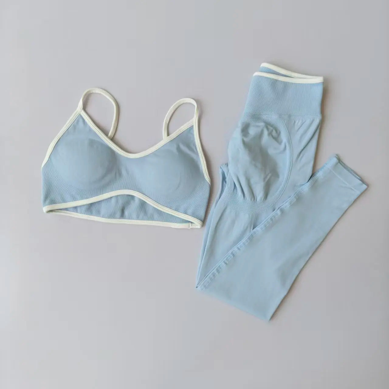 Seamless 2-Piece Yoga Set for Women – Sports Bra & High Waist Leggings