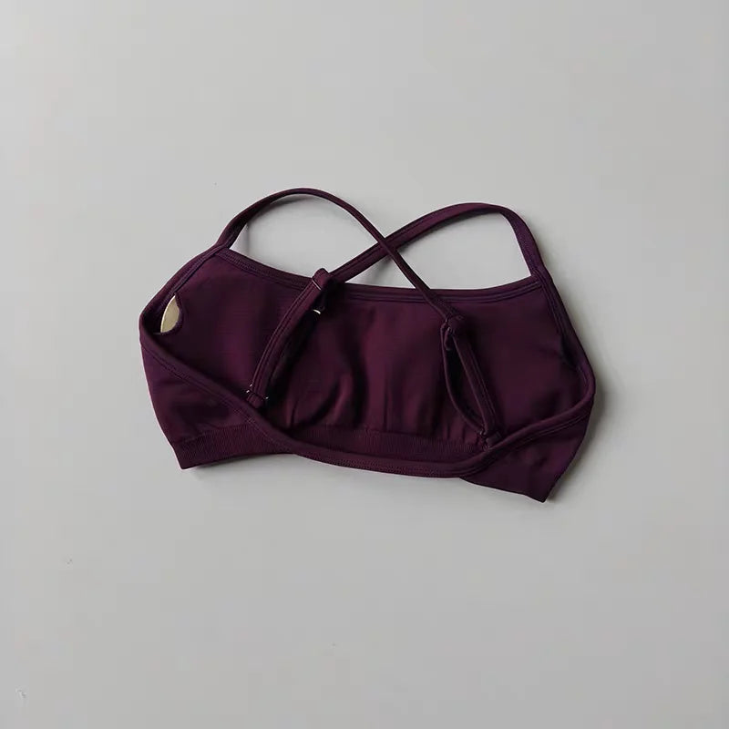 Seamless Racerback Sports Bra – Breathable Yoga & Gym Top for Women
