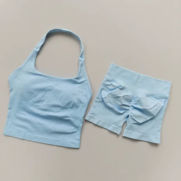 Seamless 2-Piece Gym Set – Women's Halter Sports Bra & Scrunch Shorts