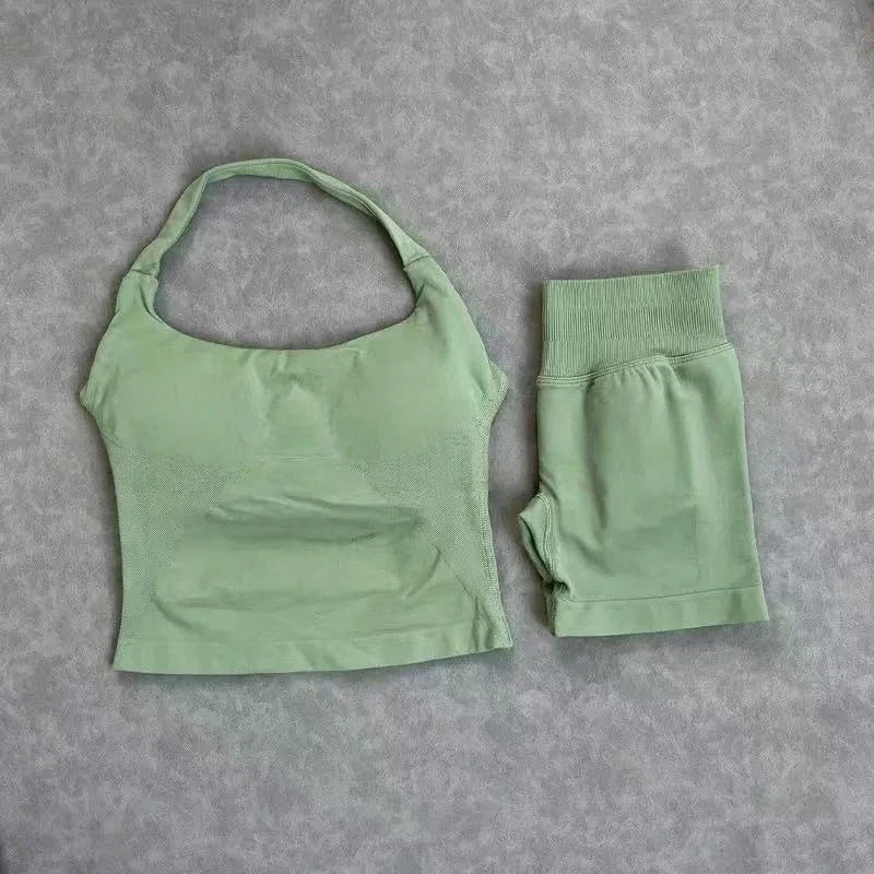 Women's 2-Piece Seamless Workout Set – Backless Tank Top & Scrunch Shorts