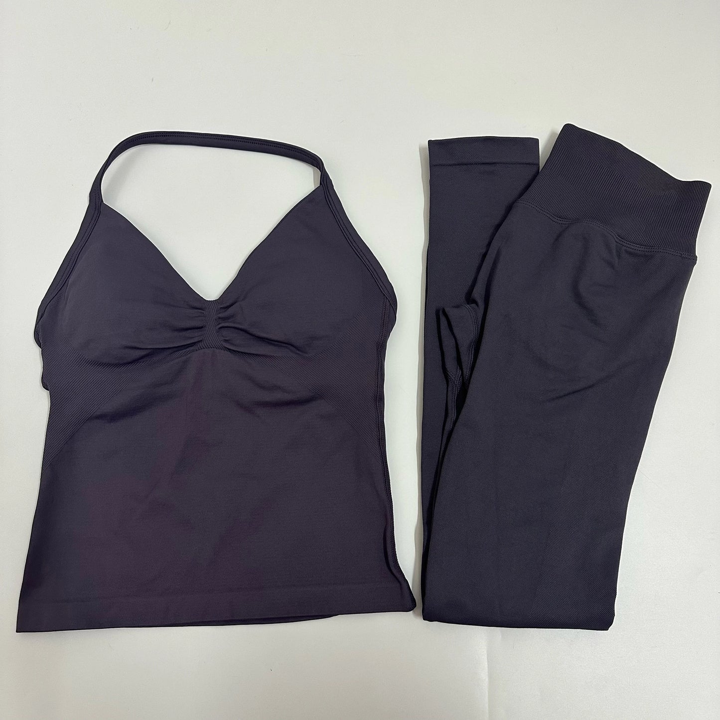 Women's 2-Piece Yoga Set – Backless Tank Top & Scrunch Leggings