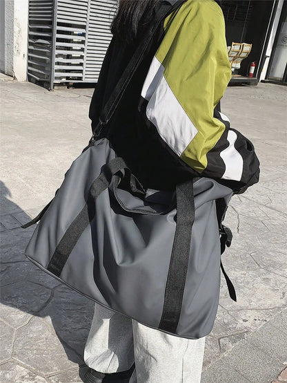 Large Capacity Duffle Bag – Lightweight Sports & Travel Luggage Bag