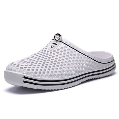 Hollow-Out Beach Clogs – Unisex Non-Slip Sandals Sizes 36–45