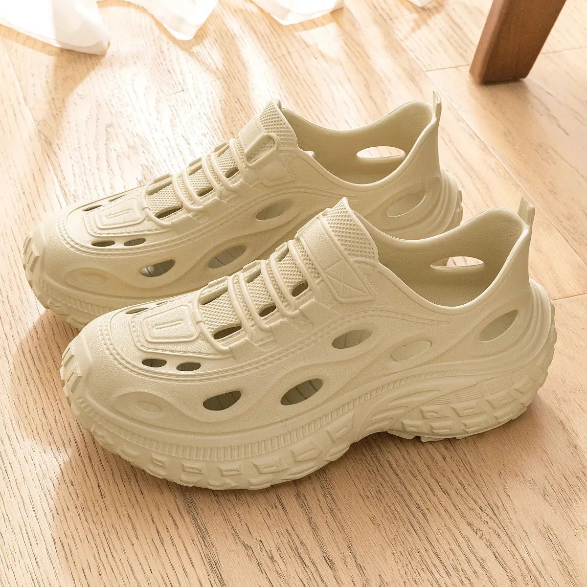 Men's Summer Clogs – Non-Slip Breathable Beach Shoes