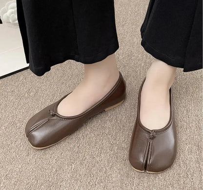 Split Toe Tabi Flat Loafers for Women – Soft Leather Mary Jane Flats
