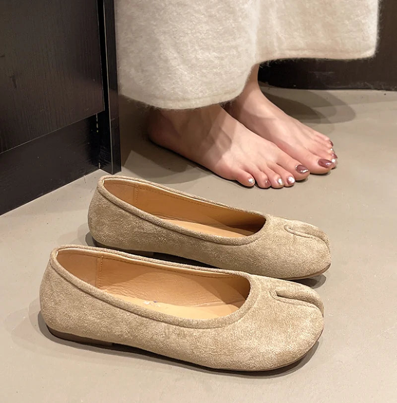 Split Toe Tabi Flat Loafers for Women – Soft Leather Mary Jane Flats