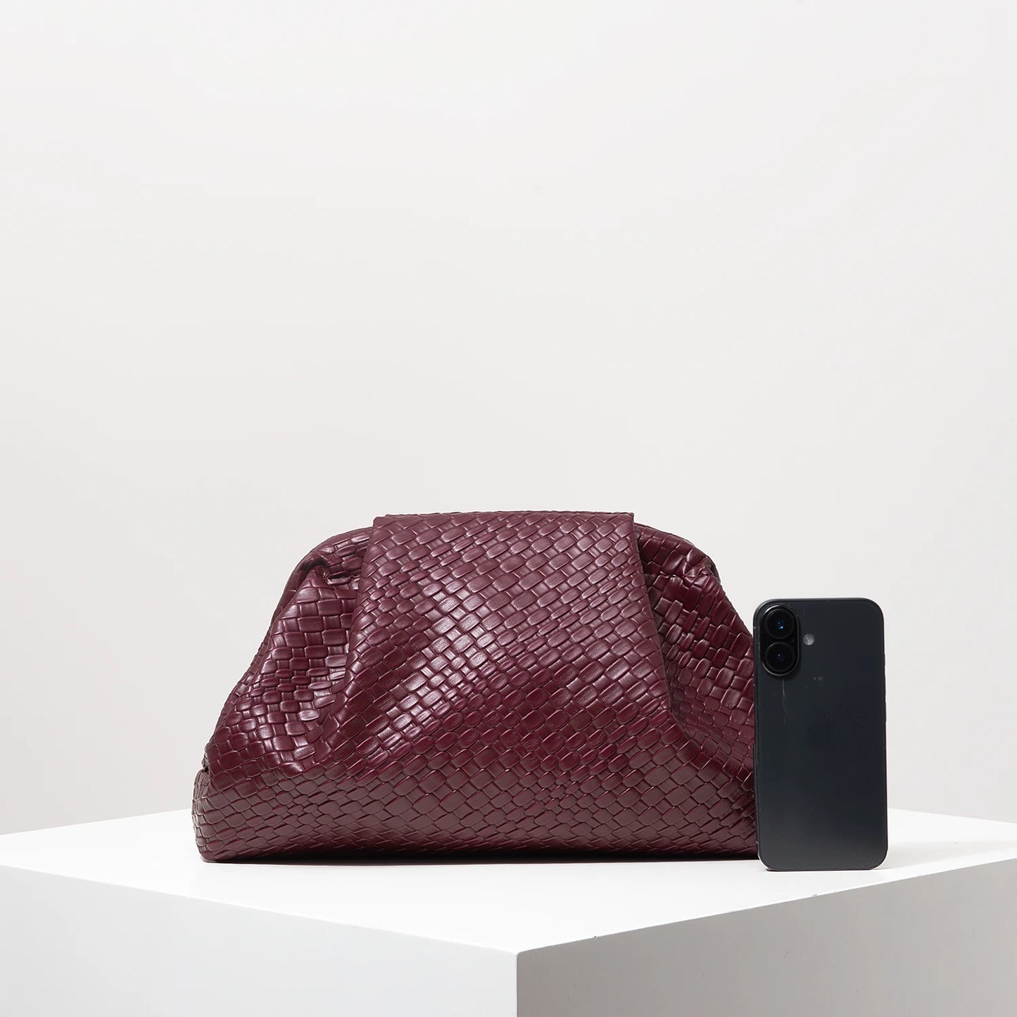 Vintage Woven Leather Clutch Bag – Large Capacity Women's Purse