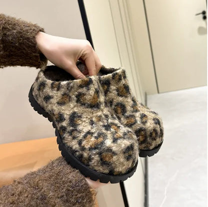 Women's Flannel Platform Slippers – Closed Toe Retro Clogs