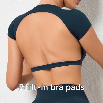 Women's Crop Top Sports Shirt with Built-In Chest Pads