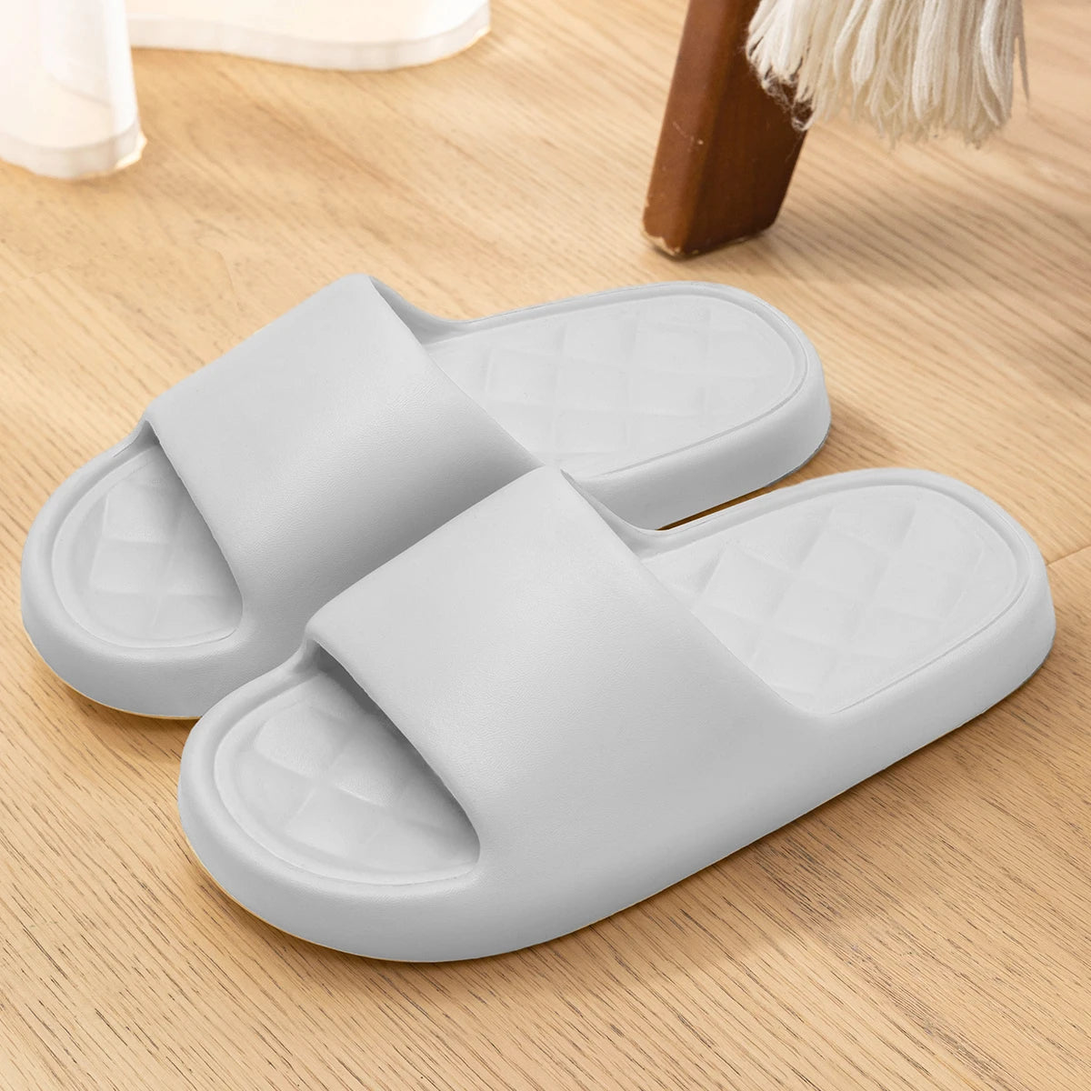 Men Trend Summer Slippers Soft Non-Slip Sole Cloud Sandals Home Beach Indoor Outdoor - Soft