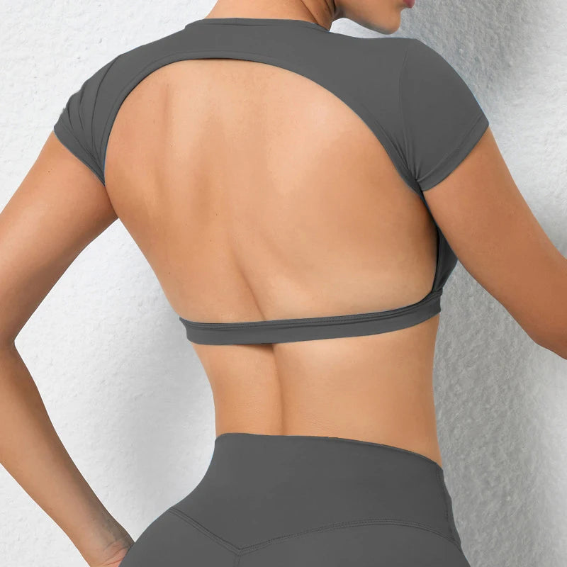 Women's Crop Top Sports Shirt with Built-In Chest Pads