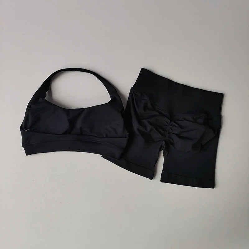 Women's Halter Neck Sports Bra & Scrunch Butt Shorts Set – 2-Piece Activewear