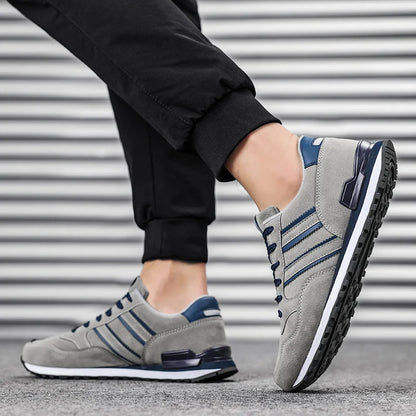 Men's Leather Casual Sneakers – Lightweight Lace-Up Retro Shoes