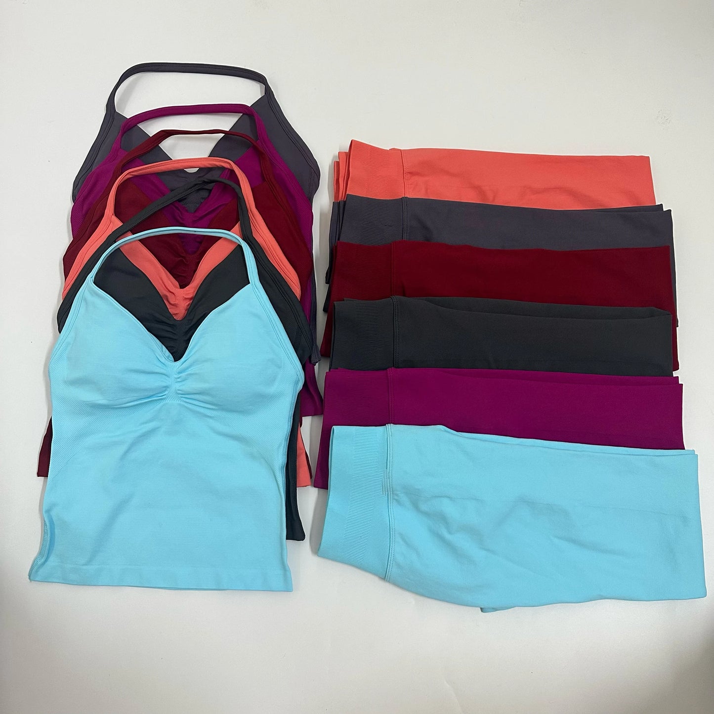 Women's 2-Piece Yoga Set – Backless Tank Top & Scrunch Leggings