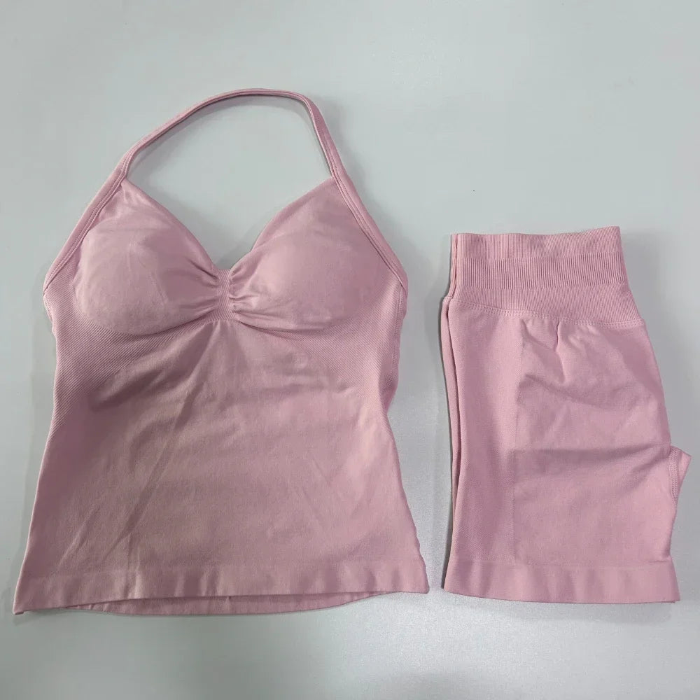 Women's 2-Piece Seamless Workout Set – Backless Tank Top & Scrunch Shorts